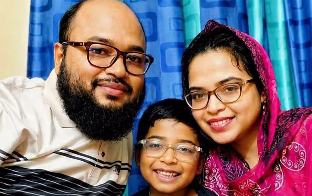 কক্সবাজারে রিসোর্টে আগুনে স্ত্রী-সন্তানসহ পরিবারের ৬ জনকে হারালেন নূর আলম